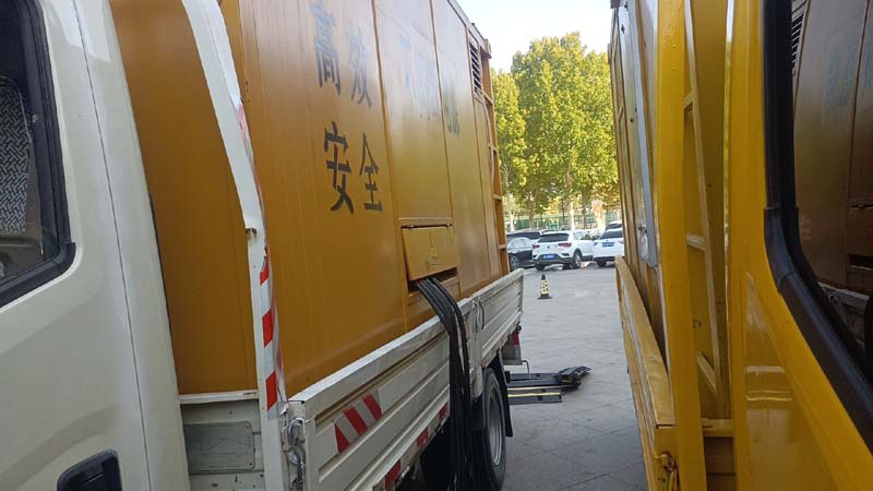 镇坪如何判断柴油发电机组和UPS电源的切换时间是否符合要求？